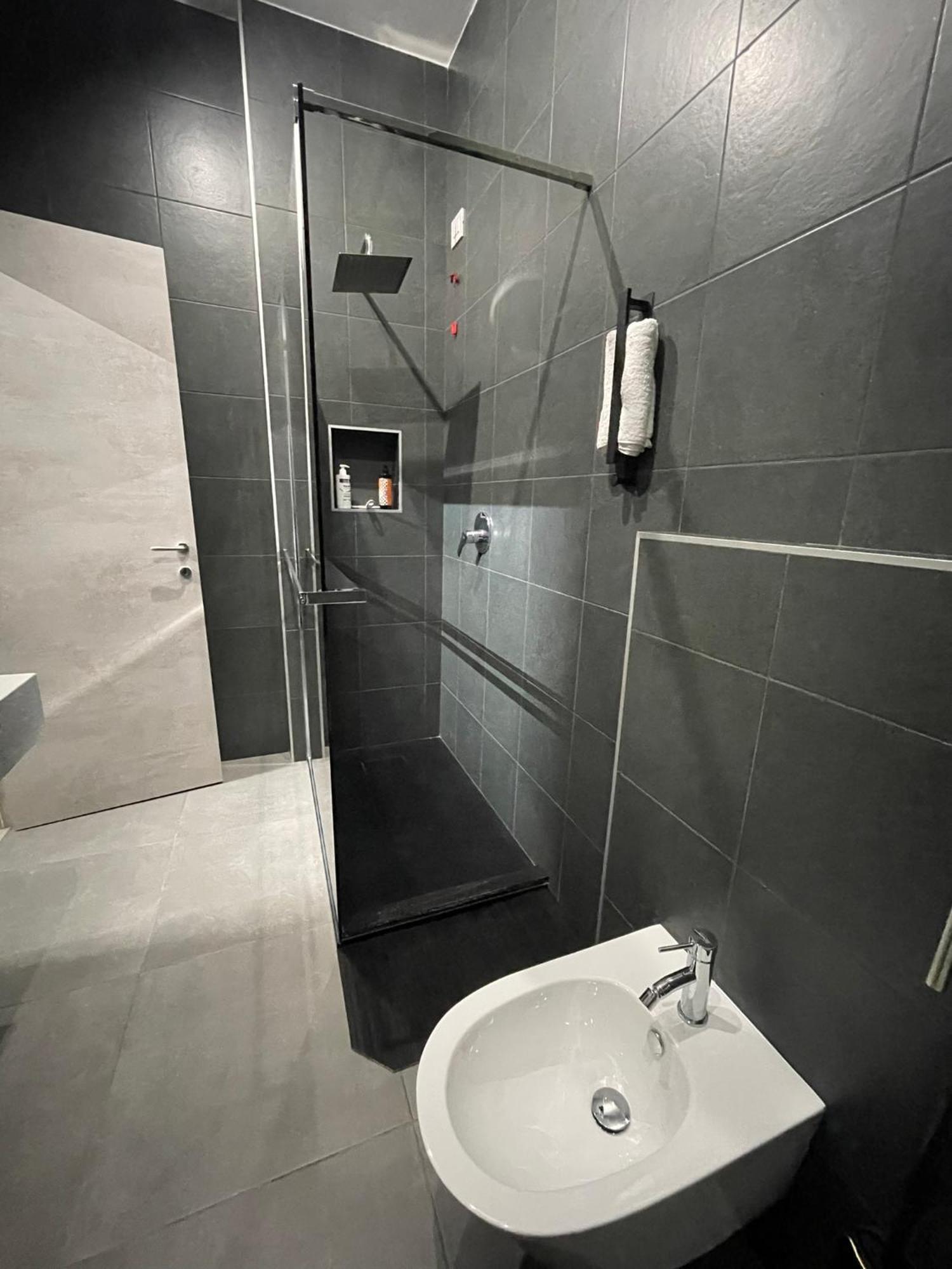 Bergamo Downtown Bed & Breakfast ภายนอก รูปภาพ